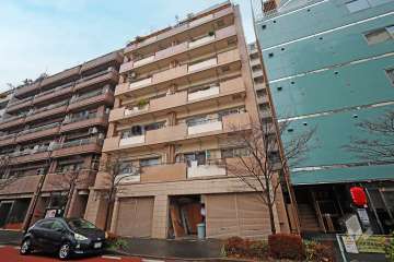 新宿第三アルプスマンションの外観（北東側から）