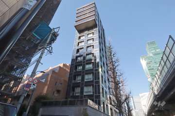 ロイヤルシーズン六本木の外観(南側から)