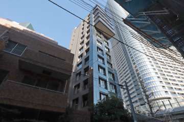 ロイヤルシーズン六本木の外観(南西側から)