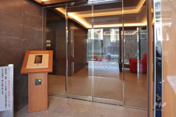 エントランスはオートロック付きです