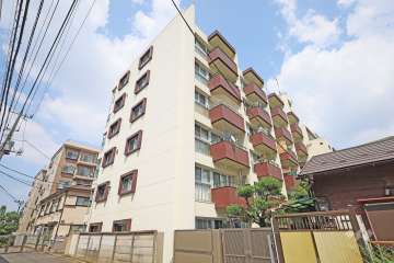 三鷹コーポラスの外観（南西側から）