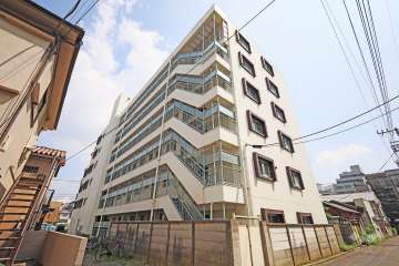 三鷹コーポラスの外観（北西側から）