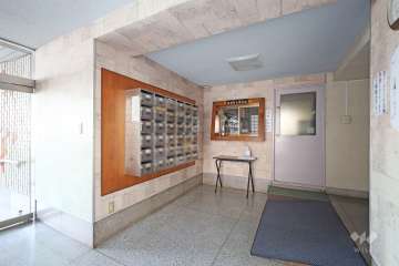 エントランスホール