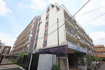 ニュー武蔵野マンションの外観（西側から）