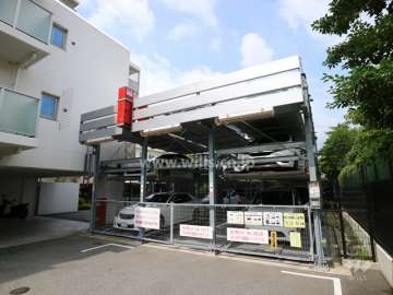 敷地内駐車場（屋外機械式）