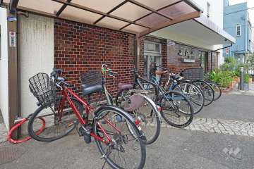 駐輪場（屋根付き）