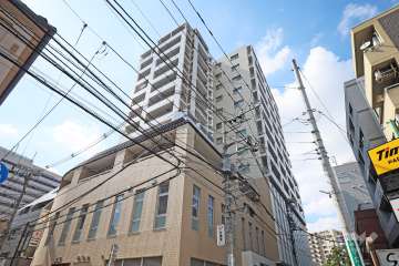 Brillia三鷹の外観（南東側から）