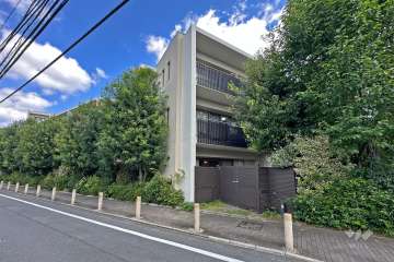 グランドメゾン武蔵野の外観（南西側から）