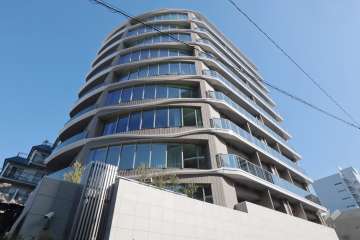 パークコート北青山の外観写真(南西側から)