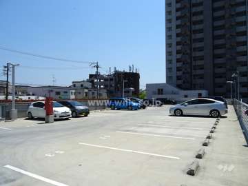 敷地内駐車場（自走式）