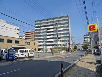 ルネ吹田江坂の遠景