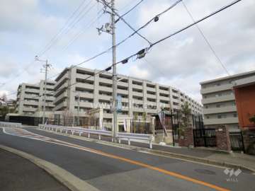 エスリード西宮甲陽園の全景