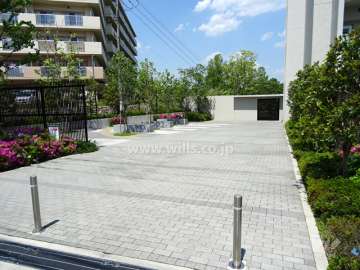 敷地北側には休憩スペースがあります。