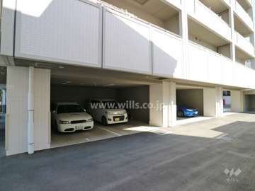 敷地内駐車場（屋内平面式）