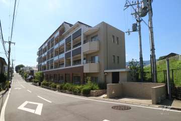 ワコーレ夙川シーズンズの外観（西側）