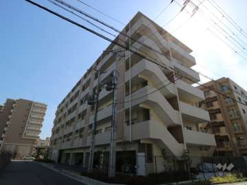 ドルチェヴィータ西宮北口の外観（北西側から）