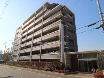 ライオンズ西宮北口室川町の外観（北東側から）