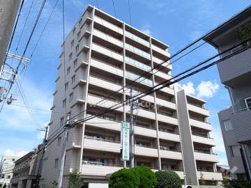 吹田垂水町ザ・レジデンスの外観（南西側から）