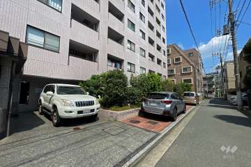 敷地内駐車場（屋外平面式）