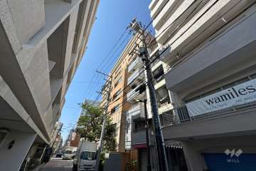 グローリオ吉祥寺本町の外観（北東側から）.