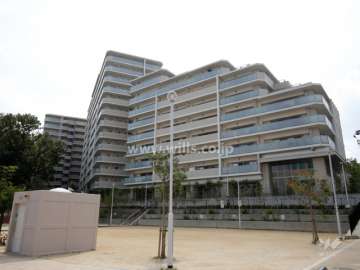 ロジュマン千里中央の外観（東側から）