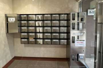 宅配ボックスと共用ポスト