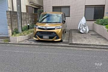 敷地内駐車場（屋外平面式）