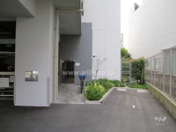 敷地内駐車場（屋外平面式）