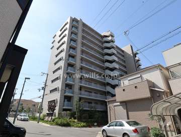 シャルマンフジスマート尼崎出屋敷駅前ステーショングリーンの外観（南東側から）