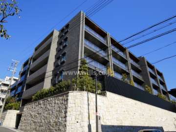 ザ・パークハウス芦屋春日町の外観（南西側から）