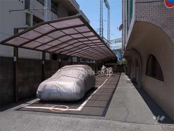 敷地内駐車場（平面式でカールーフ付き）