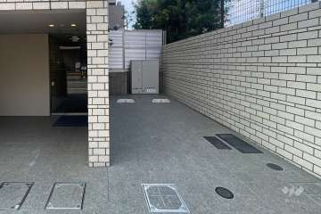 敷地内駐車場（屋外平面式）