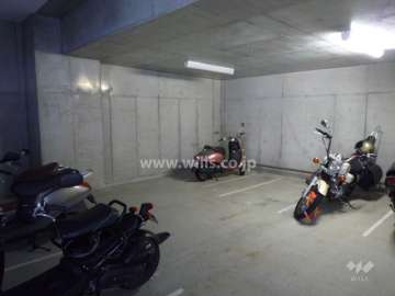 バイク置場（屋内）