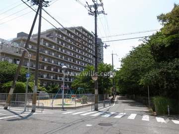 日商岩井グリーンサイドマンションの外観（北西側から）