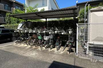 駐輪場（屋根あり）