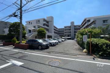 パークハイム三鷹の外観（北西側から）