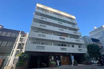東洋三鷹コーポの外観（南東側から）