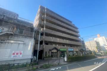フェリス三鷹の外観（北東側から）
