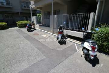 バイク置き場