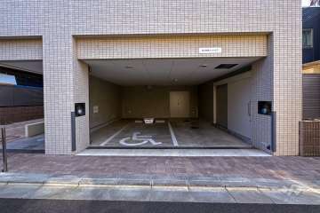 敷地内駐車場（屋内平面式）
