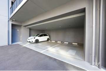 敷地内駐車場(屋内平面式）