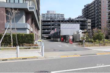 駐車場の出入り口