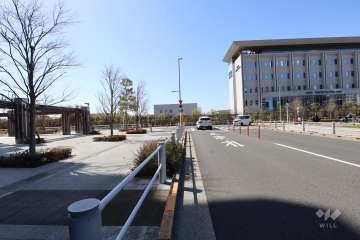 敷地北側前面道路（東側から）