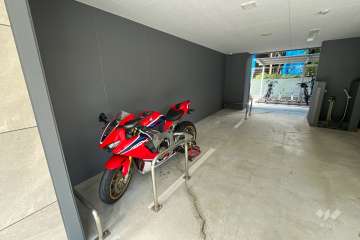 バイク置場