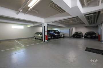 敷地内駐車場（屋内平面式）