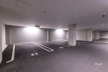 敷地内駐車場（屋内平面式）