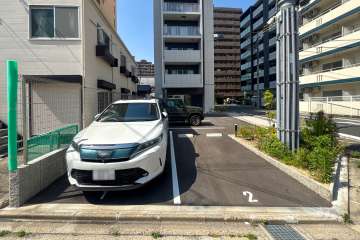 敷地内駐車場(屋外平面式)