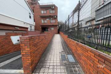 エントランスアプローチ