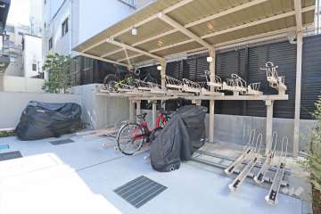 駐輪場（屋根付き）