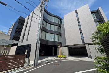 パレロワイヤル市ヶ谷の外観（南西側から）